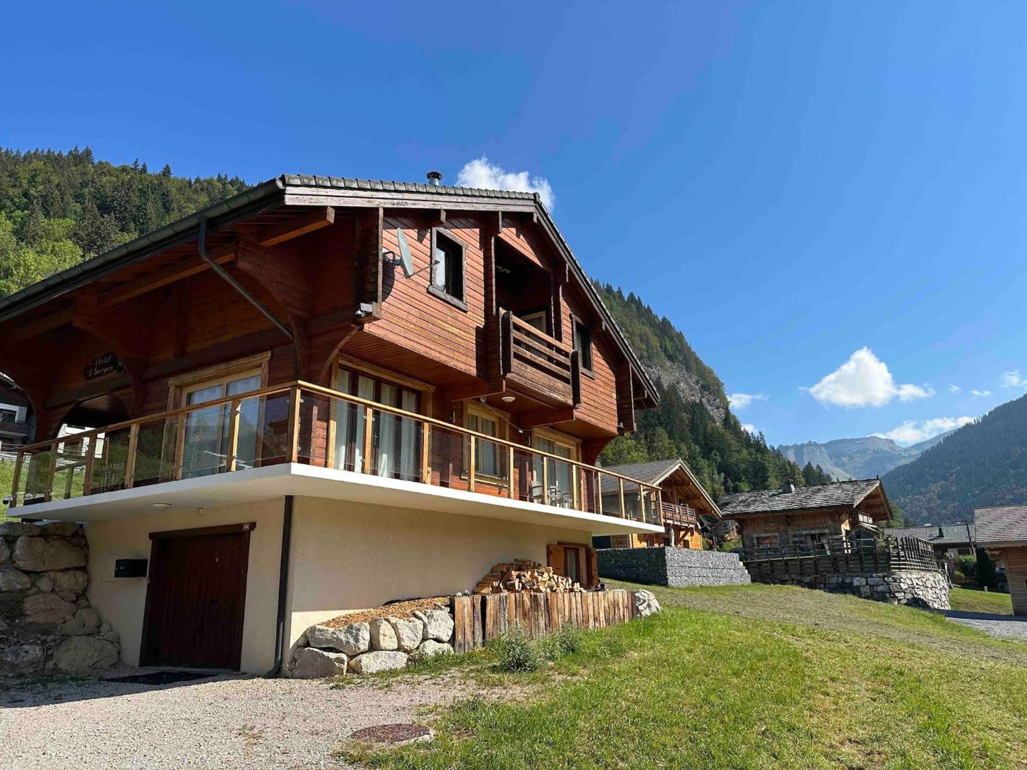 Chalet Le Saint Georges, Morzine, Proche Centre Esterno foto