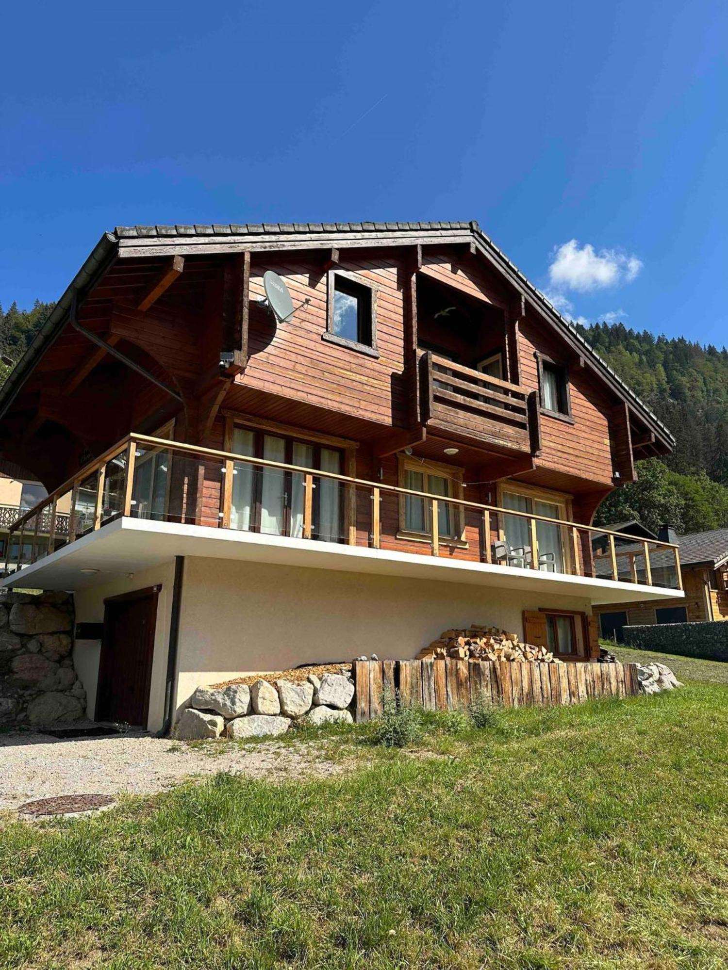 Chalet Le Saint Georges, Morzine, Proche Centre Esterno foto