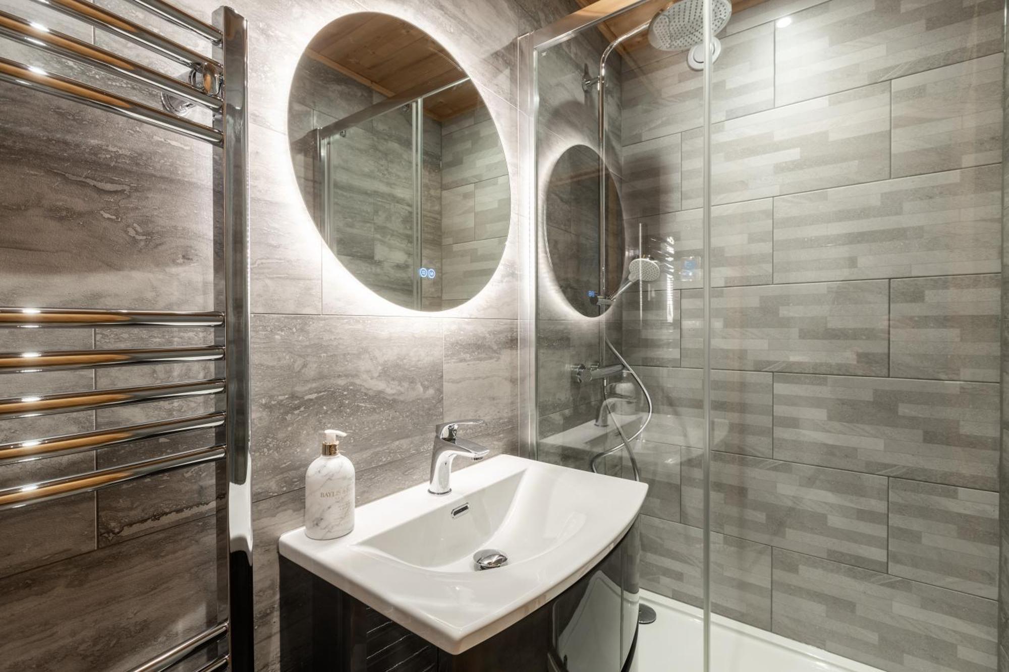 Chalet Le Saint Georges, Morzine, Proche Centre Esterno foto